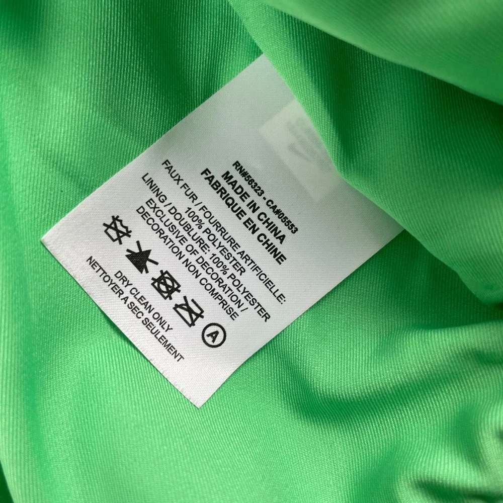 Nike Faux Fur Oversized Swoosh Jacket Womens S Green Black Full Zip Plush Fleece